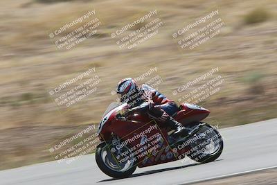 media/Apr-20-2025-AHRMA (Sun) [[393a79c373]]/Race/Group 10/Turn 4b/